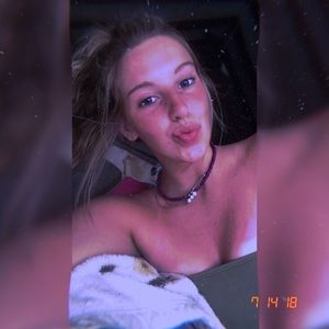 Meet your Posher, Katelynn